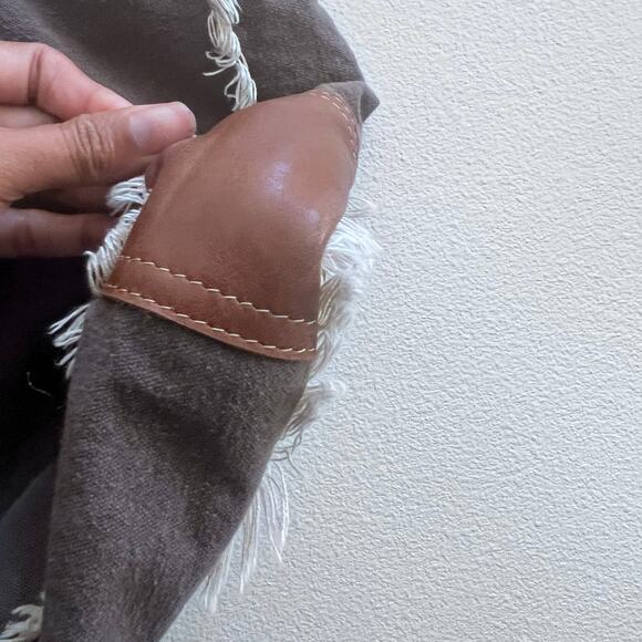 Myra Hairon Leather Canvas Leaf Print Western Boho Small Handbag Boho - Picture 4 of 12